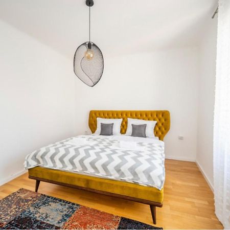 Appartement Ferhadija Lounge à Sarajevo Extérieur photo
